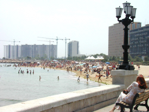 spiaggia2.jpg (51117 byte)